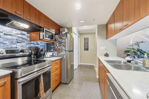 16-188 Sixth Street, New Westminster, BC 