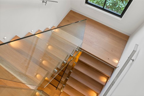 1230 Esquimalt Avenue, West Vancouver, BC 