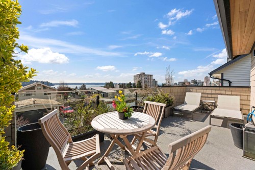 1230 Esquimalt Avenue, West Vancouver, BC 