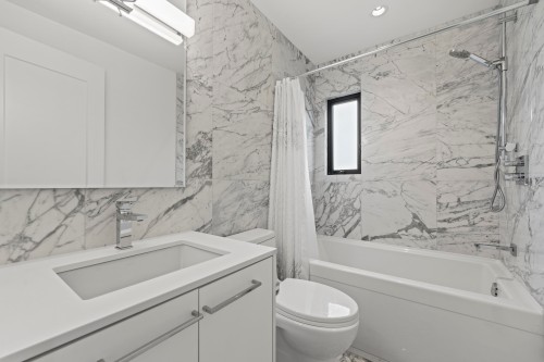 1230 Esquimalt Avenue, West Vancouver, BC 