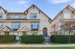716 Orwell Street North Vancouver, BC V7J 0A5