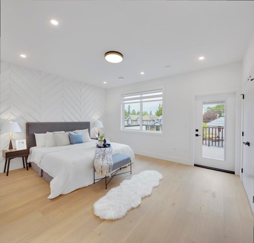 7813 18Th Avenue, Burnaby, BC 