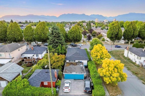 1294 33Rd Avenue E, Vancouver, BC 
