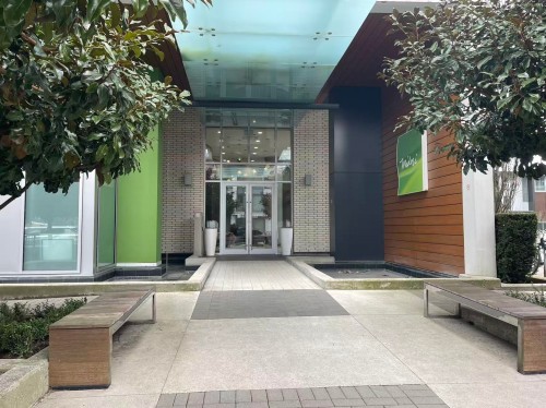 2207-6638 Dunblane Avenue  Burnaby, BC V5H 0G8