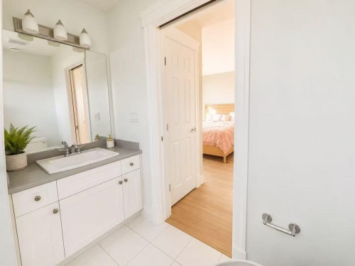 Upper Unit-3271 Francis Road, Richmond, BC 