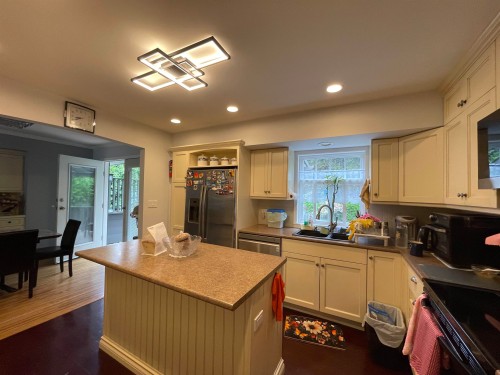 3645 Liverpool Street, Port Coquitlam, BC 