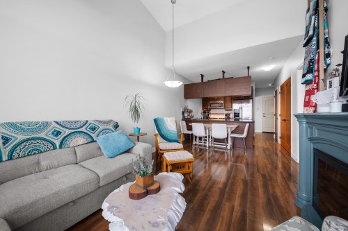 402-11935 Burnett Street  Maple Ridge, BC V2X 9A9