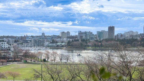 701-1318 Homer Street  Vancouver, BC V6B 6A7