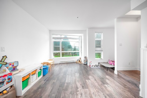 2-6611 Eckersley Road, Richmond, BC 