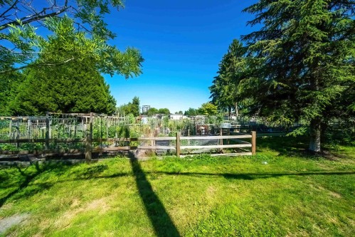 2-6611 Eckersley Road, Richmond, BC 