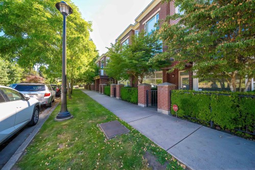 2-6611 Eckersley Road, Richmond, BC 