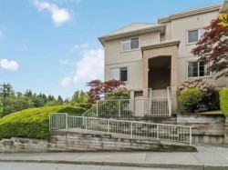 24-270 Casey Street  Coquitlam, BC V3K 6Y4