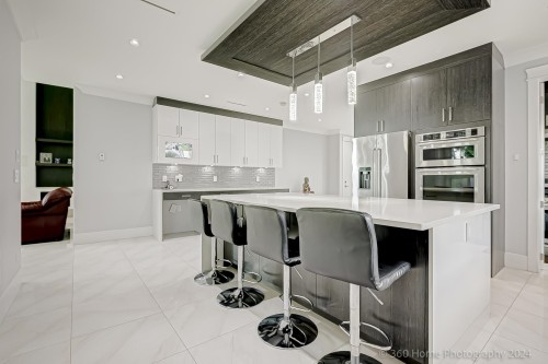 10780 River Drive, Richmond, BC 