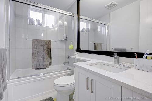 10780 River Drive, Richmond, BC 