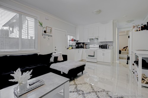 10780 River Drive, Richmond, BC 