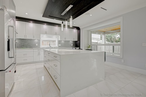 10780 River Drive, Richmond, BC 