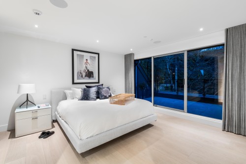 4416 1St Avenue W, Vancouver, BC 