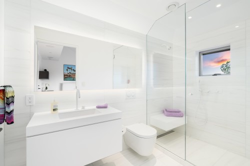 4416 1St Avenue W, Vancouver, BC 