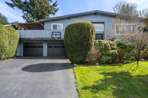 260 54a Street  Delta, BC V4M 3J3