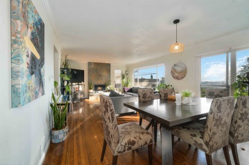 5189 Madeira Court, North Vancouver, BC 