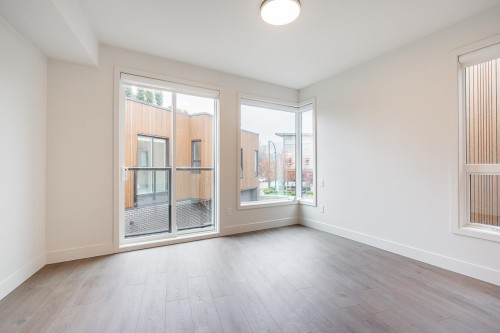 3161 Canfield Crescent, North Vancouver, BC 