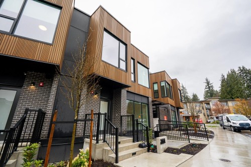 3161 Canfield Crescent, North Vancouver, BC 