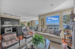 2472 Shadbolt Lane  West Vancouver, BC V7S 3J1