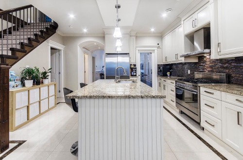 7682 Armstrong Street, Richmond, BC 