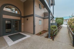 45-689 Park Road Gibsons, BC V0N 1V7