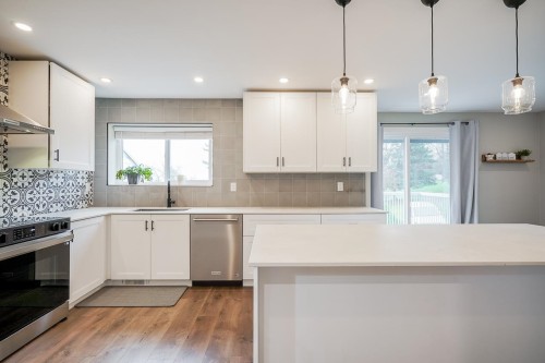 43-1355 Citadel Drive  Port Coquitlam, BC V3C 5X6