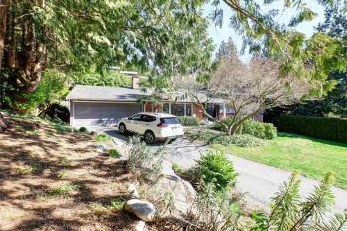 4730 Willow Creek Road, West Vancouver, BC 