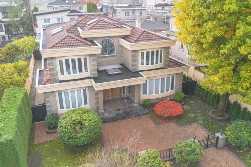 1088 42Nd Avenue W, Vancouver, BC 