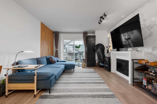 225-3888 Norfolk Street  Burnaby, BC V5G 1E5