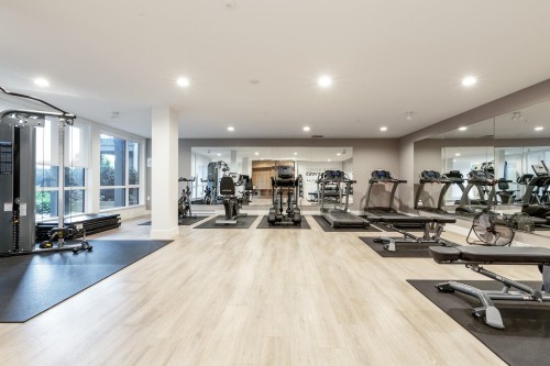 522-7588 16Th Street, Burnaby, BC 