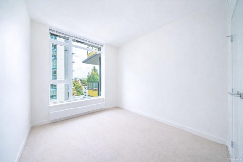 401-8850 University Crescent, Burnaby, BC - Indoor Photo Showing Other Room