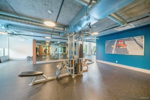 401-8850 University Crescent, Burnaby, BC - Indoor