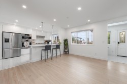 103-1334 Charland Avenue  Coquitlam, BC V3K 3L3