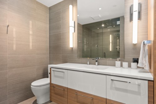 3906 Marine Drive, West Vancouver, BC 