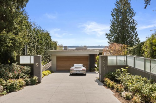 3906 Marine Drive, West Vancouver, BC 