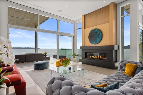 3906 Marine Drive, West Vancouver, BC 