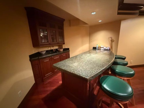 841 Highland Drive, West Vancouver, BC 