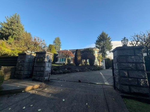 841 Highland Drive, West Vancouver, BC 