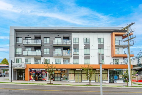 311-6968 Royal Oak Avenue  Burnaby, BC V5J 4J2