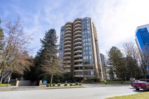 502-6282 Kathleen Avenue  Burnaby, BC V5H 4J4