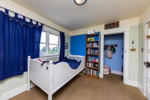 364 14Th Street E, North Vancouver, BC 