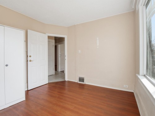2437 22Nd Avenue E, Vancouver, BC 
