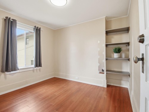 2437 22Nd Avenue E, Vancouver, BC 