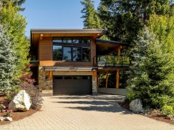 6464 St Andrews Way  Whistler, BC V8E 0C8