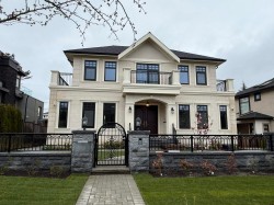 Laneway House-1115 W 48th Avenue Vancouver, BC V6M 2N4