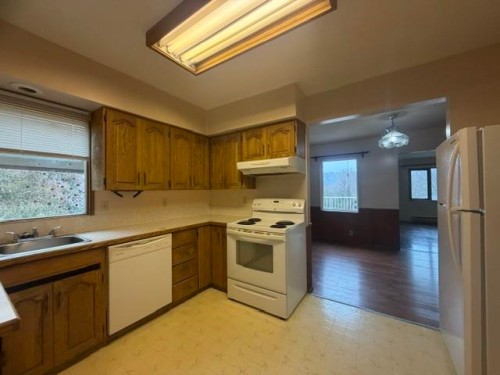 363 Ioco Road, Port Moody, BC 